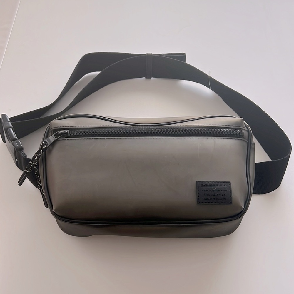 Banana Republic Dark Grey Belt Bag | One Size